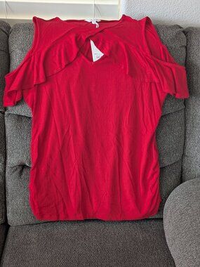 Candie's Cold Shoulder Top size XL